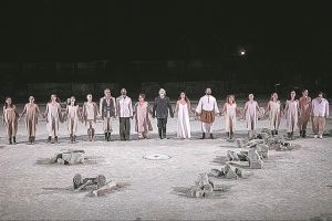 Εκάβη: Τα μεγέθη συρρικνώθηκαν