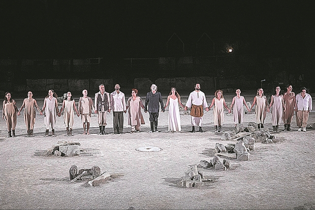 Τα μεγέθη συρρικνώθηκαν