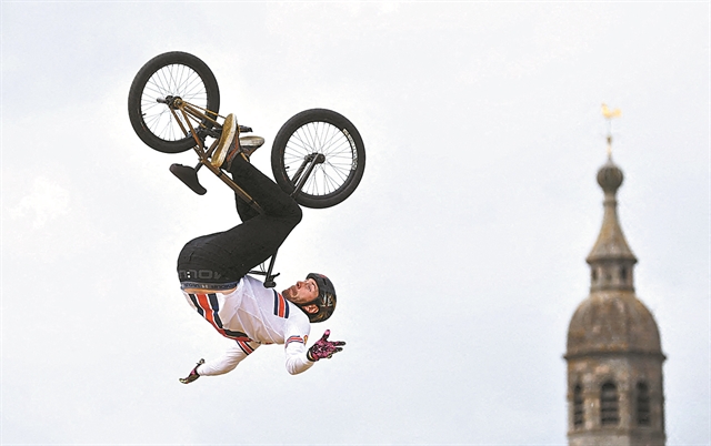 Αντάλλαξαν ματιά;