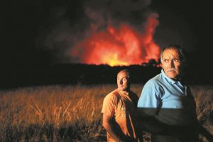 Πύρινη κόλαση σε Πορτογαλία και Σαρδηνία