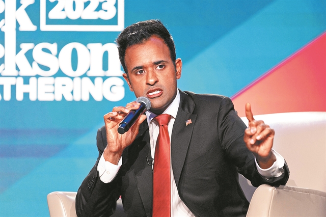 Μπορεί ο «Αμερικανός Σούνακ» να απειλήσει τον Τραμπ;