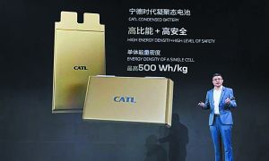 ΜΠΑΤΑΡΙΑ ΙΧ: ΣΕ ΜΙΣΗ ΩΡΑ 700 ΧΛΜ.