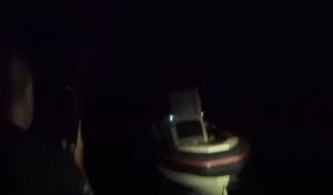 Διακινητής προσπάθησε να εμβολίσει σκάφος του Λιμενικού στην Εύβοια