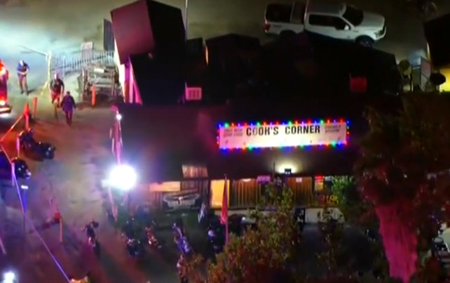 Καλιφόρνια: Αστυνομικός σκότωσε τρεις θαμώνες σε μπαρ – Στόχευε την γυναίκα τoυ