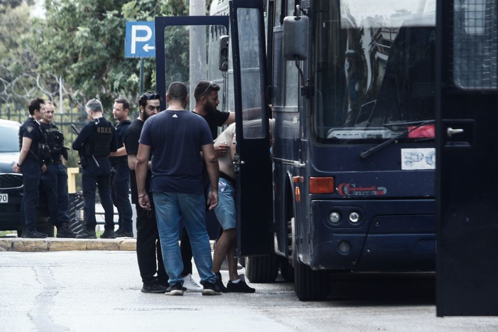 Προφυλακιστέοι ακόμα 15 κατηγορούμενοι για τα αιματηρά επεισόδια