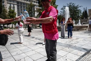 Καθηγητής Κώστας Τσιούφης: Η έκθεση σε ακραίες θερμοκρασίες αυξάνει τον κίνδυνο καρδιοπάθειας