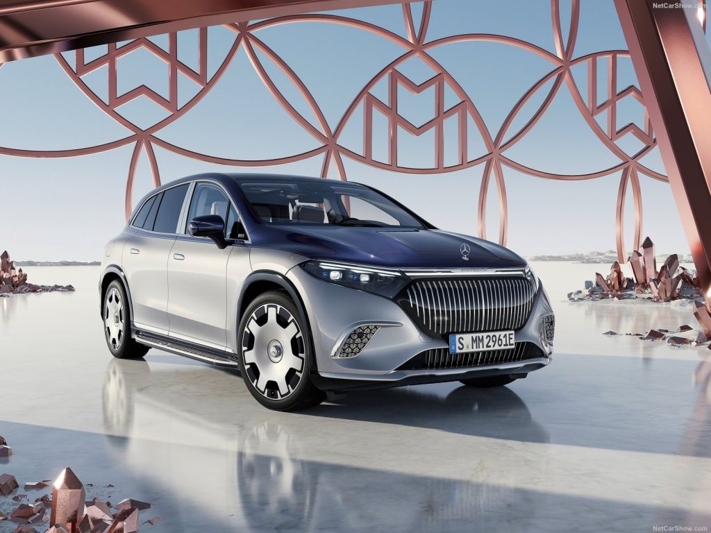 Mercedes-Maybach EQS 680: Περίσσεια πολυτέλεια με ηλεκτρική τεχνολογία