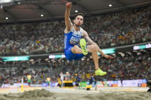 «Χρυσός» ο Μίλτος Τεντόγλου – Παγκόσμιος πρωταθλητής με 8,52μ στο τελευταίο άλμα