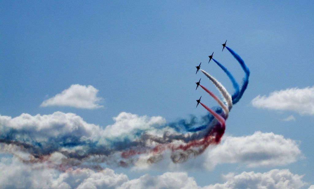 Συντριβή αεροσκάφους: Κατά τη διάρκεια αεροπορικού show στο Μίσιγκαν – Σώοι οι δύο πιλότοι