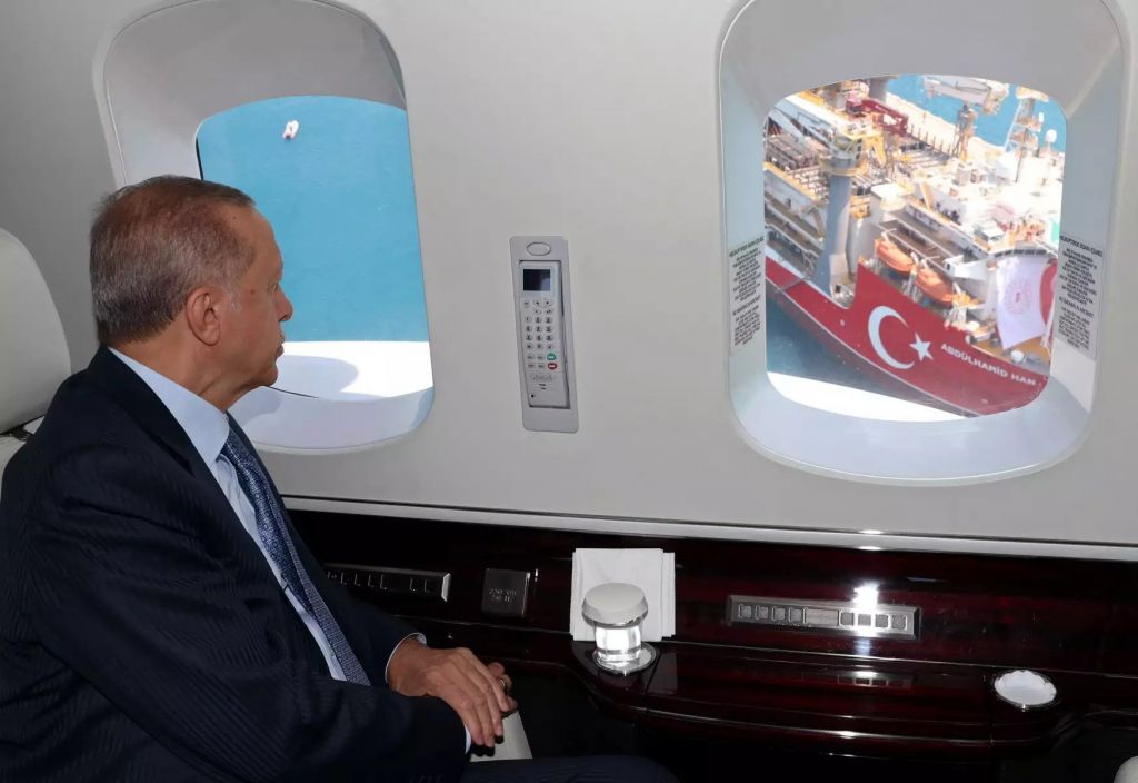 Τουρκικό γεωτρύπανο: Tι επιδιώκει ο Ερντογάν με τον απόπλου του Αμπντουλχαμίντ Χαν
