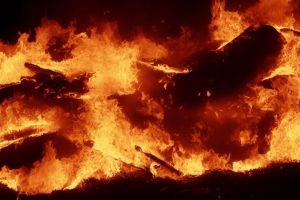 Αγιος Στέφανος: Στο Αυτόφωρο ο 87χρονος που κατηγορείται για εμπρησμό από πρόθεση