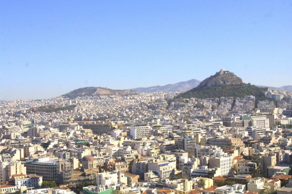 Λόφοι του κέντρου της Αθήνας: «Θεματοφύλακες» της αττικής ομορφιάς και μνήμης