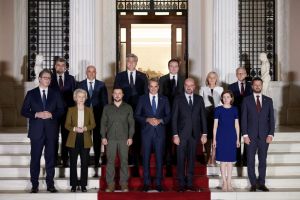 Λάθη και παραλείψεις