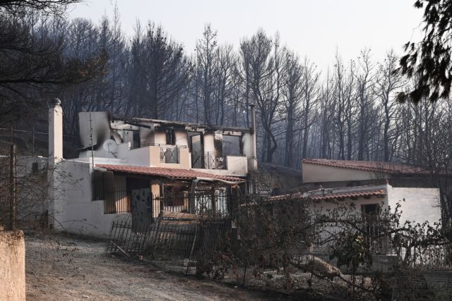 Φωτιά στην Πάρνηθα: Στις καμένες εκτάσεις ο Κυριάκος Μητσοτάκης