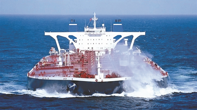 Μάχη για την πρώτη θέση στις θάλασσες