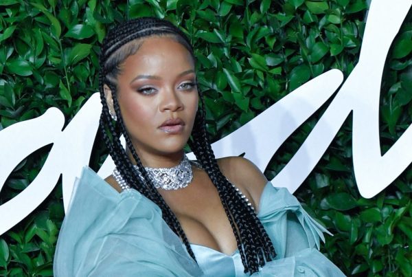 Rihanna: Εφερε στον κόσμο το δεύτερο παιδί της