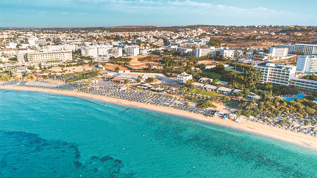 Οι έξι δημοφιλέστεροι προορισμοί όπου κάνουν διακοπές οι Ρώσοι