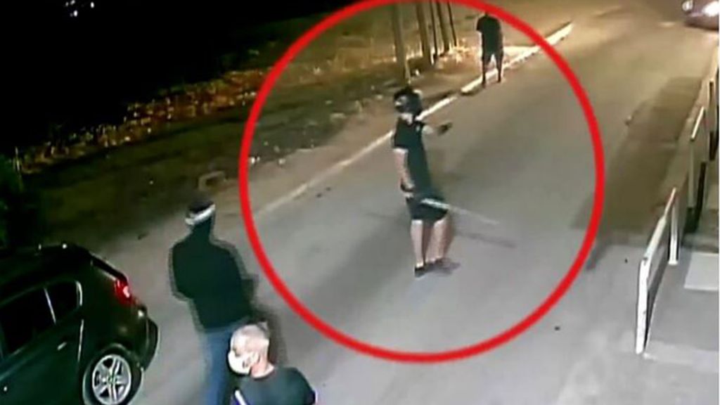 Νέα Φιλαδέλφεια: Την Τρίτη απολογείται ο «σουβλατζής» – Κατηγορείται ότι καθοδηγούσε τους Κροάτες