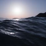 Νέες μαρτυρίες για τον θάνατο του 11χρονου στην Ικαρία: «Η μητέρα του το έβλεπε από ψηλά στη θάλασσα»