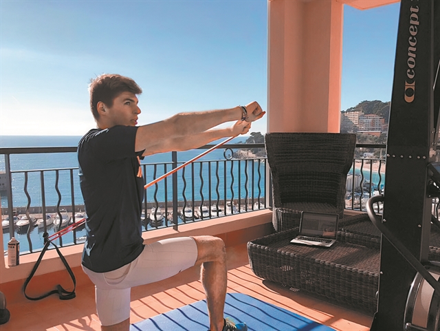 Φύγε εσύ, έλα εσύ…