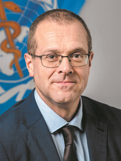 «Ο κορωνοϊός εξακολουθεί να μεταλλάσσεται και να μας επηρεάζει»