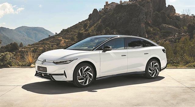 Volkswagen ID7: Στην αγορά το μεγάλο ηλεκτρικό σεντάν