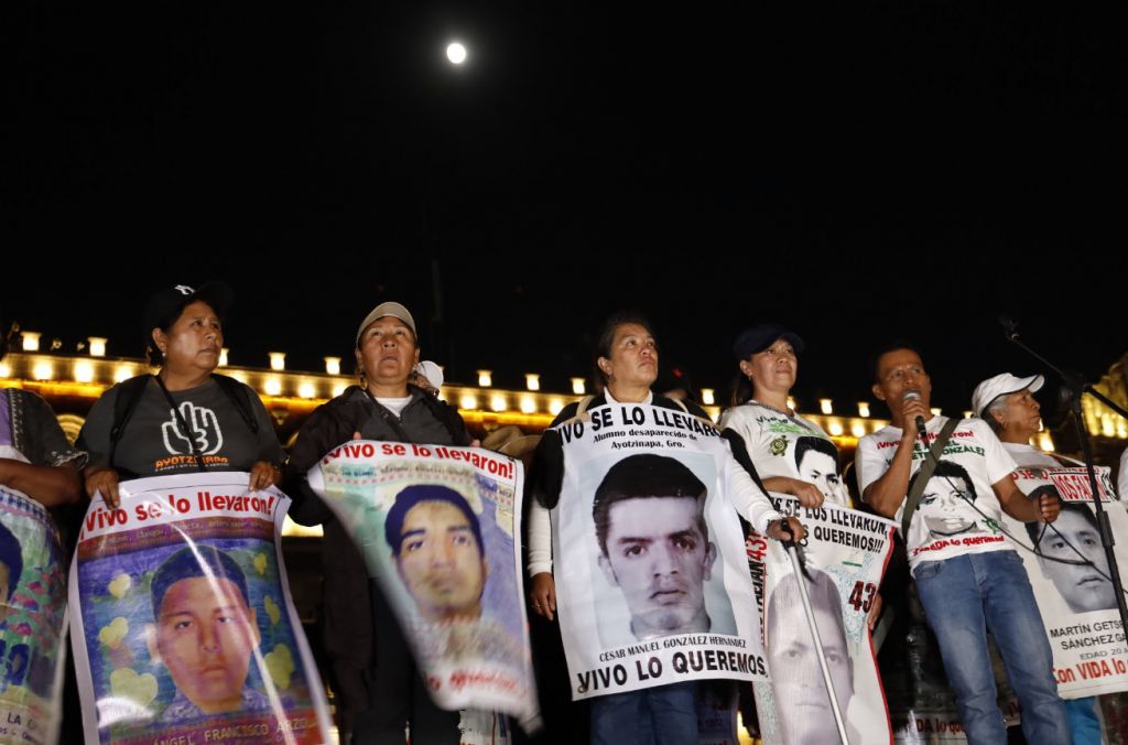 Μεξικό: Μαζική διαδήλωση για την εξαφάνιση των 43 φοιτητών 9 χρόνια μετά