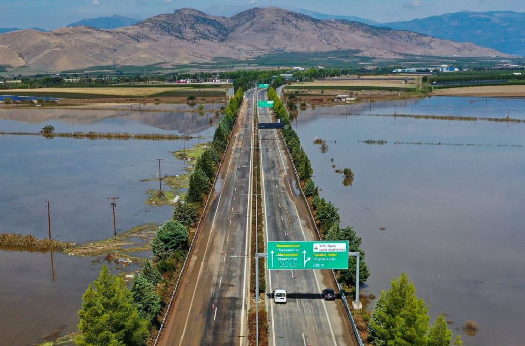 Ανοίγει η εθνική οδός και για τα βαρέα οχήματα