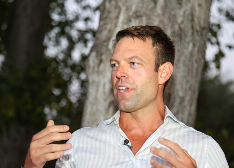 Διευκρινίσεις της ΕΛ.ΑΣ. για την αστυνομική φρουρά στον Στέφανο Κασσελάκη