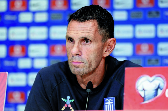 Στην Ολλανδία με απουσίες και πίεση