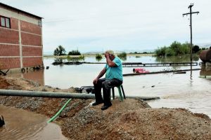 Το Πολιτικό και το Απρόβλεπτο