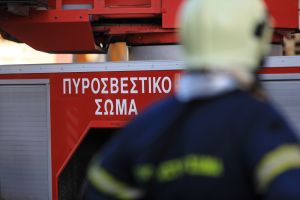 Φωτιά στο Μαρκόπουλο Ωρωπού – Επιχειρούν ισχύρες εναέριες δυνάμεις