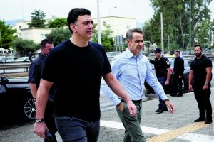 Ανατροπή σχεδιασμού σε κυβέρνηση και αντιπολίτευση