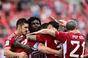 Κόντρα στον Αρη στο «Γ. Καραϊσκάκης» ο πρωτοπόρος Ολυμπιακός – Με Βόλο στην Τούμπα ο ΠΑΟΚ