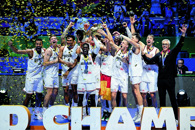 Σαν έτοιμοι από καιρό