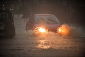 Έτοιμος να σπάσει ο Σπερχειός – Ποιες περιοχές είναι στο «κόκκινο»