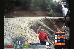 ΕΚΟ Ράλι Ακρόπολις: Διακοπή ειδικής διαδρομής λόγω παρουσίας θεατών σε επικίνδυνα σημεία