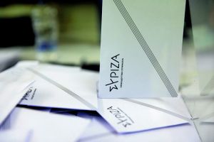 Αφήνουν στους μονομάχους τον έλεγχο των εκλογικών κέντρων