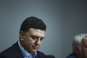 Κλείνει ο Κικίλιας τα σενάρια παραίτησης