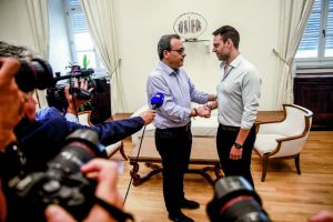 Στα βουλευτικά καθήκοντα αποφάσισε να περιοριστεί η Αχτσιόγλου