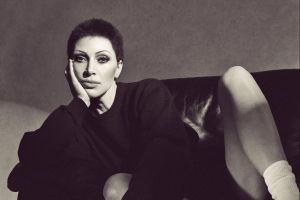 Η Κιμ Καρντάσιαν πόζαρε σε εξώφυλλο περιοδικού με ξυρισμένο κεφάλι