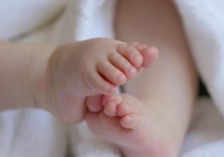 Χανιά: Στη εντατική μωρό 9,5 μηνών – Έπεσε και χτύπησε λέει η μητέρα του