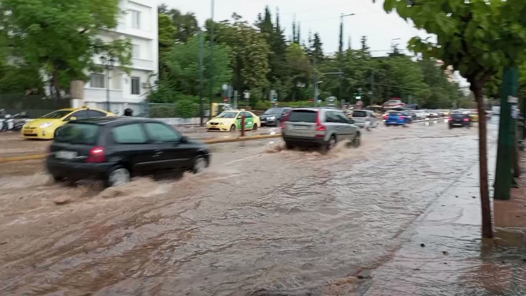Μήνυμα του 112 στην Αττική – Περιορίστε τις μετακινήσεις