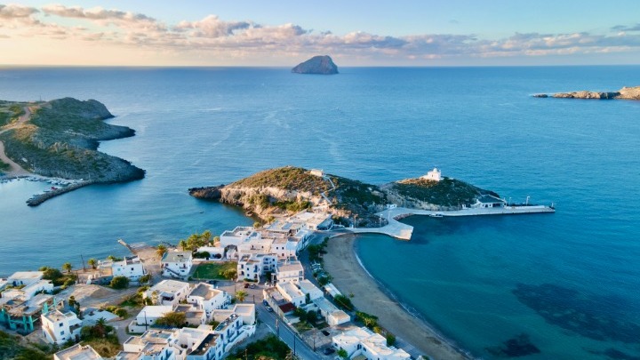 Τουρισμός: Οι Times προτείνουν Ελλάδα ως φθινοπωρινό προορισμό