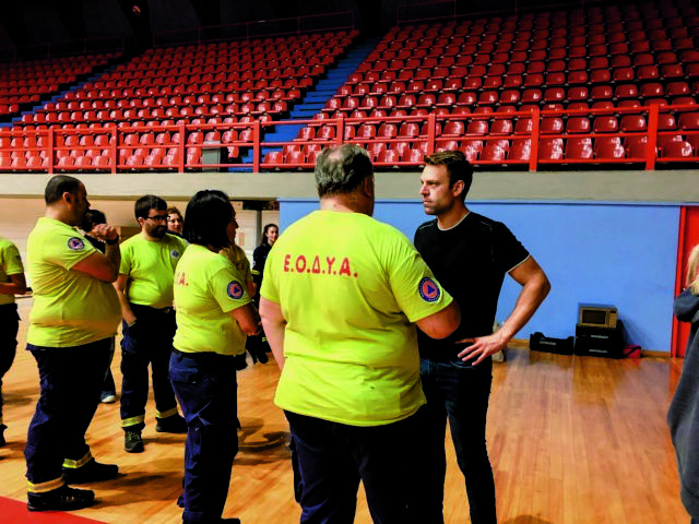 Με τον πόνο του άλλου