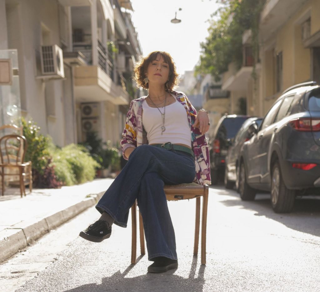 Η Ηρα Κατσούδα επιστρέφει στον Μικρό Κεραμεικό μ’ ένα «Minimal» stand up