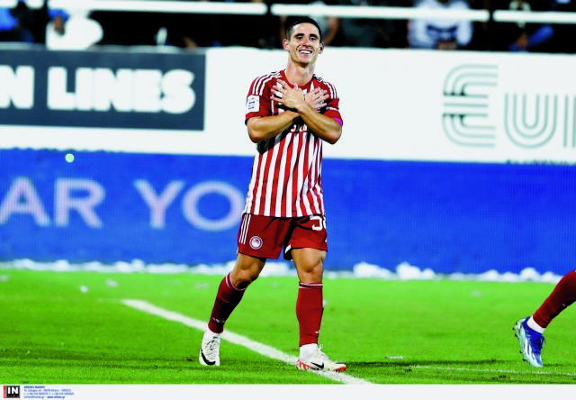 Συνελήφθη ο οπαδός που πέταξε την κροτίδα στο ντέρμπι