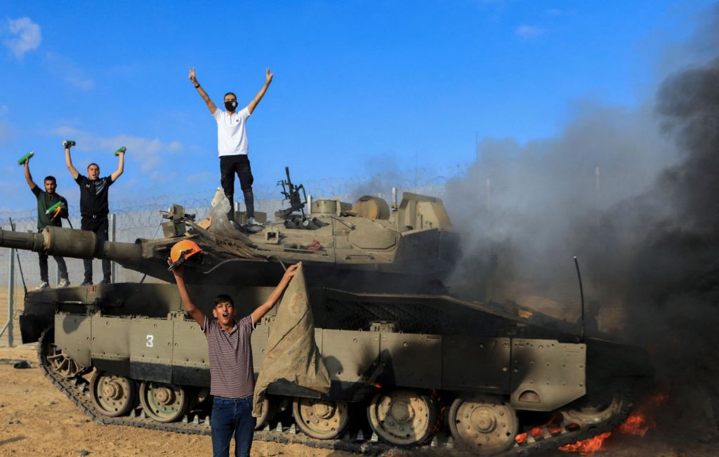 Μεσανατολικό: Μάχες σε 21 σημεία μετά την εισβολή της Χαμάς στο Ισραήλ – «Είμαστε σε πόλεμο»