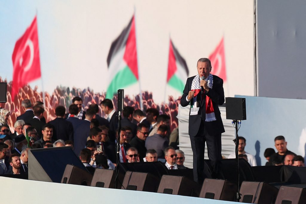 Μεγάλη συγκέντρωση για την Παλαιστίνη στην Κωνσταντινούπολη – «Εγκληματίας πολέμου το Ισραήλ», λέει ο Ερντογάν