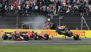 Formula1: Καταστροφική εκκίνηση στο γκραν πρι Μεξικό – Εκτοξεύτηκε το μονοθέσιο του Πέρες